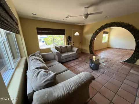 1216 E Oregon Ave, Phoenix, AZ 85014 photo 11