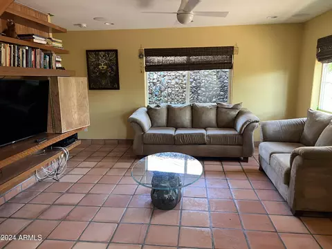 1216 E Oregon Ave, Phoenix, AZ 85014 photo 12