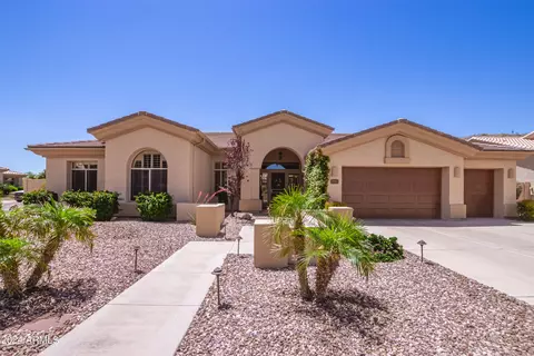 5521 W Creedance Blvd, Glendale, AZ 85310