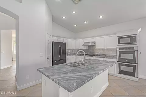 7619 W Northview Ave, Glendale, AZ 85303