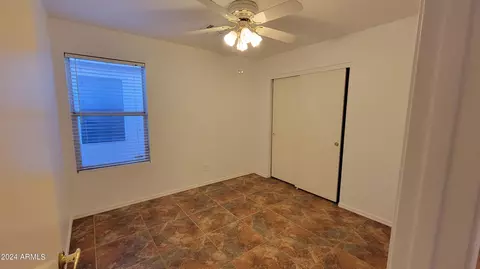 3247 E Kerry Ln, Phoenix, AZ 85050 photo 11