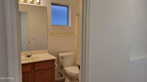 3247 E Kerry Ln, Phoenix, AZ 85050 photo 12