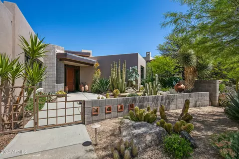 10634 E Fernwood Ln, Scottsdale, AZ 85262