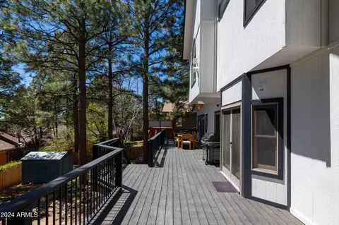 Exterior - 2155 E Skyline Dr, Flagstaff, AZ 86004 photo 12 of 20