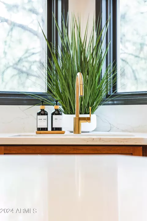 Kitchen - 2155 E Skyline Dr, Flagstaff, AZ 86004 photo 1 of 10