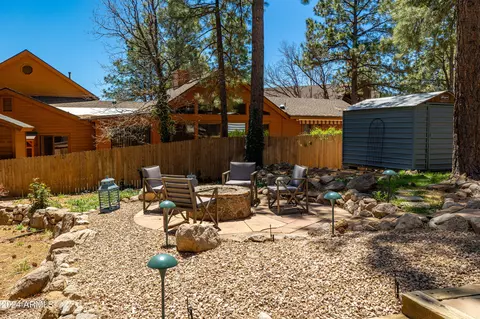 Exterior - 2155 E Skyline Dr, Flagstaff, AZ 86004 photo 17 of 20
