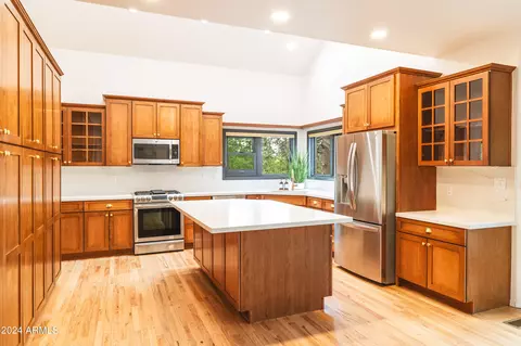 Kitchen - 2155 E Skyline Dr, Flagstaff, AZ 86004 photo 9 of 10