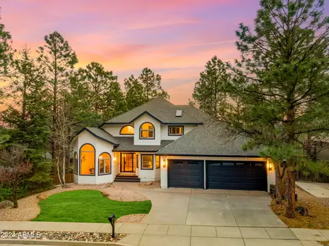 2155 E Skyline Dr, Flagstaff, AZ 86004