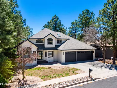 Exterior - 2155 E Skyline Dr, Flagstaff, AZ 86004 photo 8 of 20