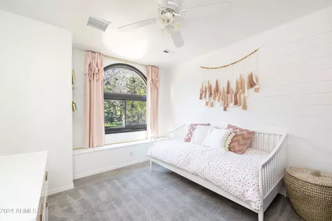 Bedroom - 2155 E Skyline Dr, Flagstaff, AZ 86004 photo 1 of 10