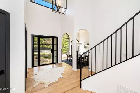 Entry Way - 2155 E Skyline Dr, Flagstaff, AZ 86004 photo 2 of 7
