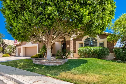 2206 E Sapium Way, Phoenix, AZ 85048 photo 4