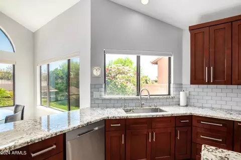 2206 E Sapium Way, Phoenix, AZ 85048 photo 18