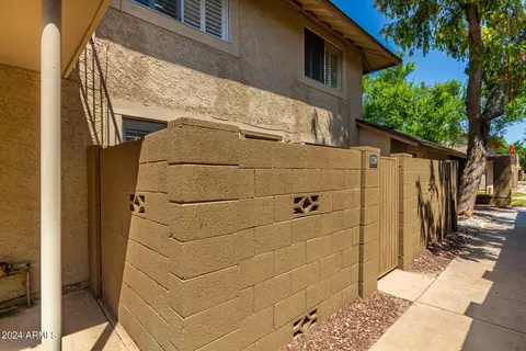 1238 N 85th Pl, Scottsdale, AZ 85257