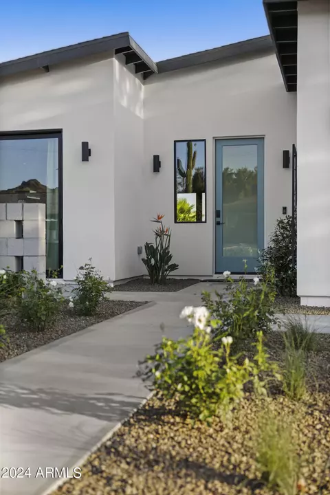 1311 E Winter Dr, Phoenix, AZ 85020 photo 6