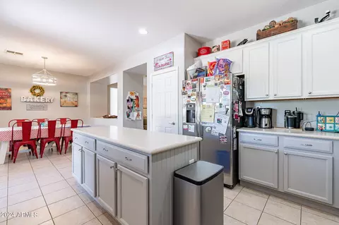 2538 W Shackleton Dr, Phoenix, AZ 85086 photo 11