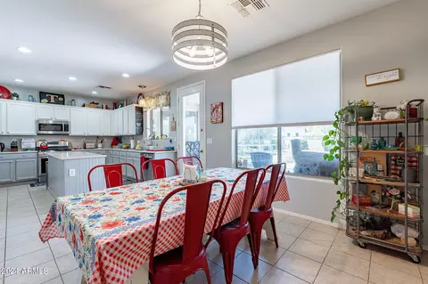 2538 W Shackleton Dr, Phoenix, AZ 85086 photo 8