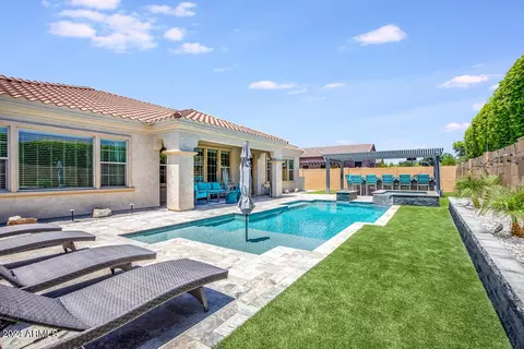 3903 S White Dr, Chandler, AZ 85286