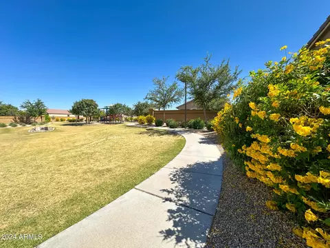 1753 E Grenadine Rd, Phoenix, AZ 85040 photo 37