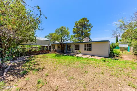 16 San Jose Dr, Bisbee, AZ 85603