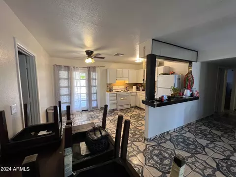 1807 W Carter Rd, Phoenix, AZ 85041 photo 4