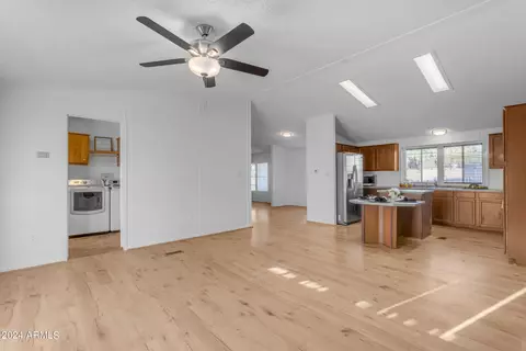 895 E 4th Ave, Apache Junction, AZ 85119 photo 12