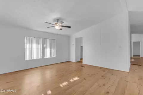 895 E 4th Ave, Apache Junction, AZ 85119 photo 14