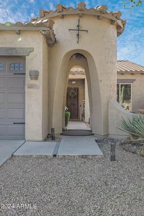 2021 N Pacey Rd, Phoenix, AZ 85037 photo 2