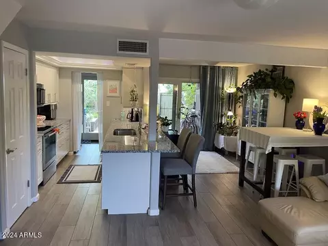 4551 E Rhonda Dr, Phoenix, AZ 85018