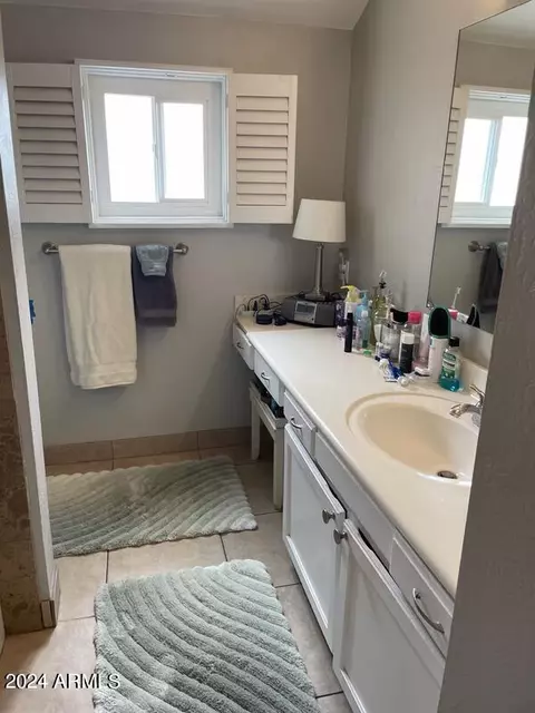 4551 E Rhonda Dr, Phoenix, AZ 85018 photo 11