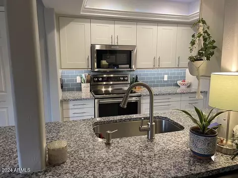 4551 E Rhonda Dr, Phoenix, AZ 85018 photo 13