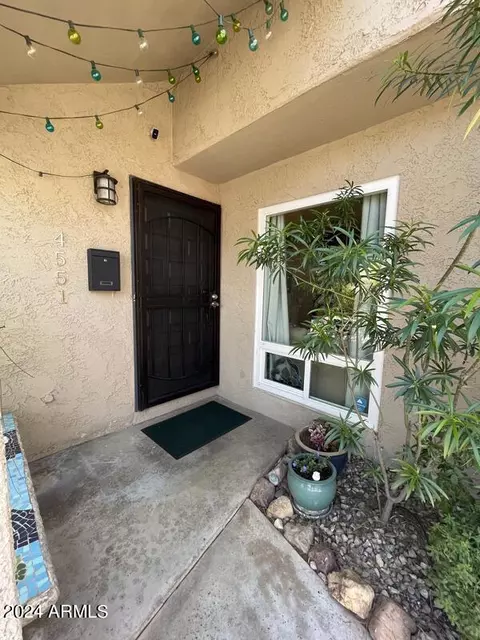 4551 E Rhonda Dr, Phoenix, AZ 85018 photo 3
