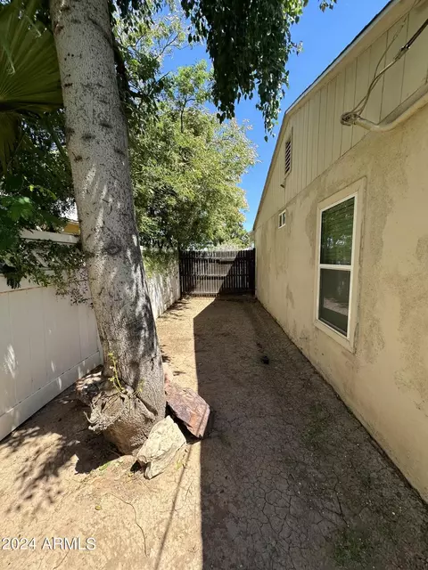 2221 E Virginia Ave, Phoenix, AZ 85006 photo 16