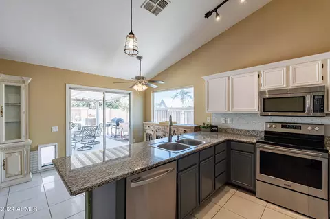 4250 Encinas Ave, Gilbert, AZ 85234 photo 25