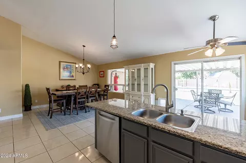 4250 Encinas Ave, Gilbert, AZ 85234 photo 24