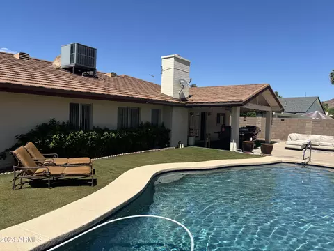 301 E Caribbean Ln, Phoenix, AZ 85022 photo 21