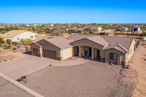 1727 E Hidalgo St, Apache Junction, AZ 85119