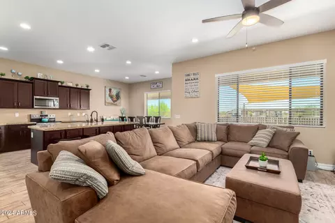 1727 E Hidalgo St, Apache Junction, AZ 85119 photo 6