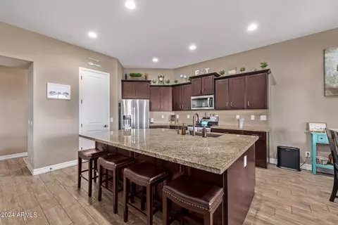 1727 E Hidalgo St, Apache Junction, AZ 85119 photo 3