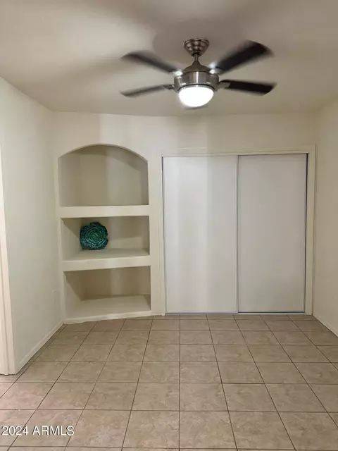 2002 N 38th Dr, Phoenix, AZ 85009 photo 5