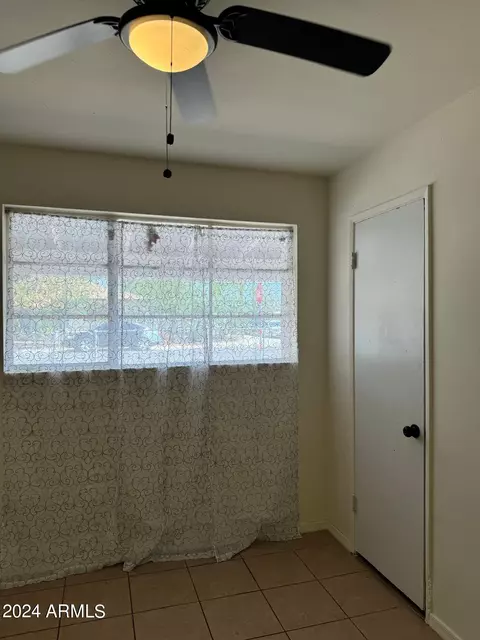 2002 N 38th Dr, Phoenix, AZ 85009 photo 13