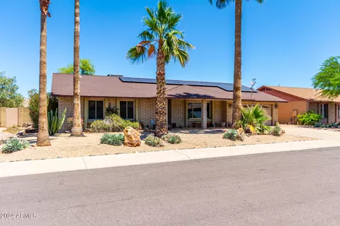 5708 W Sunnyslope Ln, Glendale, AZ 85302
