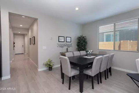 7613 W Odeum Ln, Phoenix, AZ 85043 photo 12