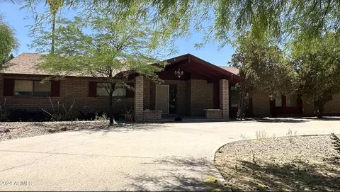 6613 W Sweetwater Ave, Glendale, AZ 85304