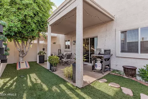 2713 E Schiliro Cir, Phoenix, AZ 85032 photo 28