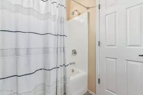 2713 E Schiliro Cir, Phoenix, AZ 85032 photo 22