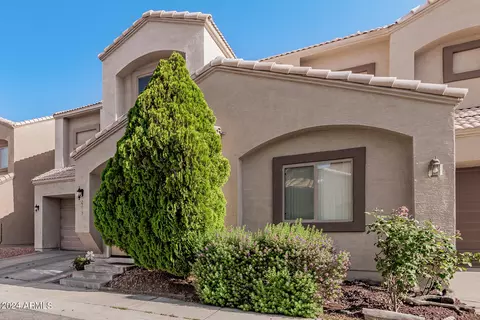 2713 E Schiliro Cir, Phoenix, AZ 85032 photo 3