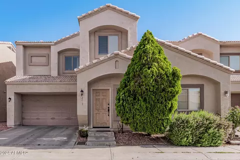 2713 E Schiliro Cir, Phoenix, AZ 85032