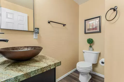 2713 E Schiliro Cir, Phoenix, AZ 85032 photo 17