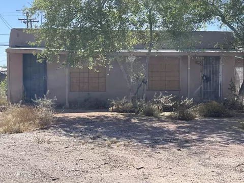 913-915 N Center Ave, Casa Grande, AZ 85122